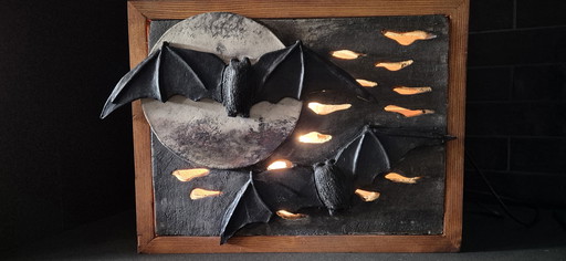 Lampe d'ambiance en céramique faite à la main représentant des chauves-souris