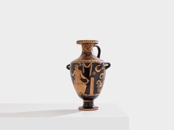 Terrakotta-Hydria, bemalt von Primato, Süditalien, ca. 330 v. Chr., Vasen, Keramik, Schwarz, Classicisme (Foto 5 von 13)