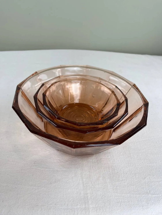 Trío de cuencos de ensalada Rosaline – Glass, Art Deco (photo 4 of 7)
