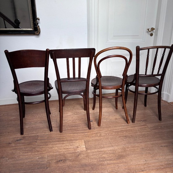 Set van 4 mix-match Thonet stijl stoelen – Eetkamerstoelen, Hout (photo 12 of 18)