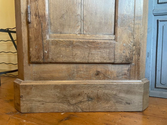 Image 1 of Armario de esquina antiguo francés del siglo XIX.