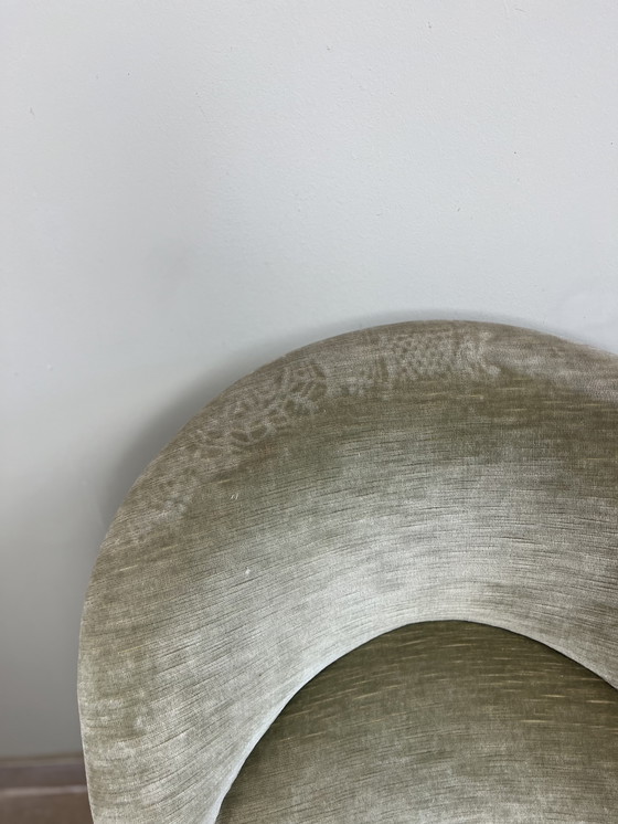Image 1 of Amandelgroene fluwelen paddenstoelfauteuil