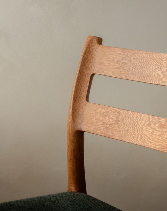 Image 1 of Sedie da pranzo modello 84 vintage in quercia di Niels Otto Møller per J.L. Møllers Møbelfabrik, Danimarca, anni '60, set di 4