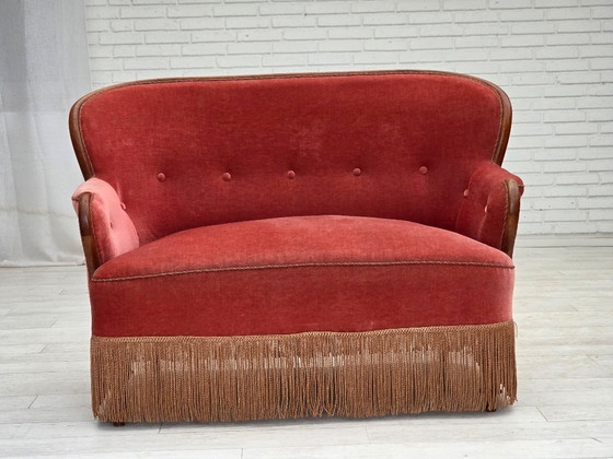 Image 1 of Divano danese a 2 posti, anni '30, velluto rosa salmone, legno di frassino.