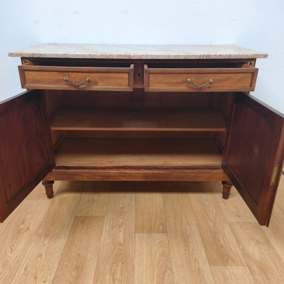 Image 1 of Credenza, cassettiera, comò e mobile da bagno vintage e antichi con piano in marmo.