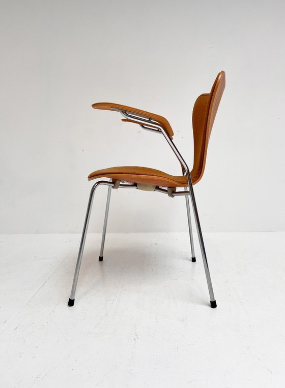 Image 1 of Chaise en bois 3207 d'Arne Jacobsen pour Fritz Hansen, années 1980