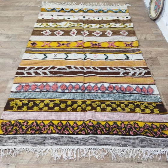 Image 1 of Traditional Art Berber Rug – 100% Wool Handwoven (242 × 147 cm)