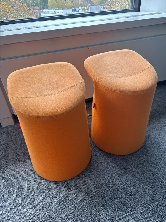 Artifort Lila 2.0 Hocker, Stoff, Orange (Foto 5 von 5)