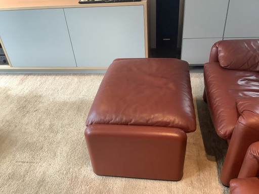 Zitbanken met bijhorende poef – Cassina, bankjes, Leather (photo 2 of 5)