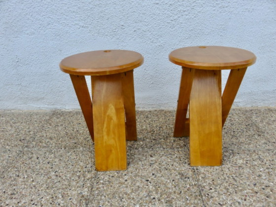Een paar opklapbare krukjes van Roger Tallon, Sentou-editie, Frankrijk, 1980. – Wood (photo 6 of 14)