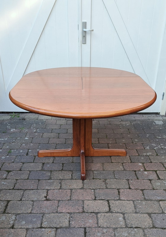 Set da pranzo dal design danese – Textile, Wood (photo 4 of 15)