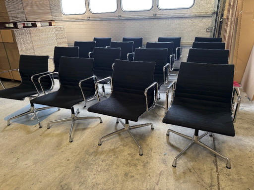 Vitra EA108 – Set da 16 | Originali | Condizioni perfette | Ricondizionati