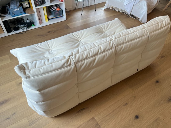 Image 1 of Canapé TOGO Ligne Roset 3 places ALCANTARA Eggshell - NEUF avec Facture