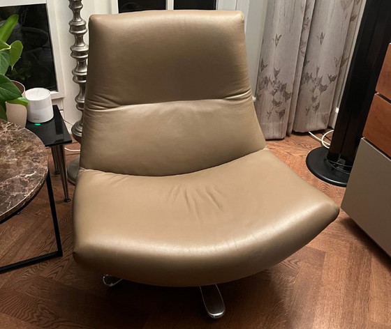 Image 1 of Poltrona girevole Dyyk Coco