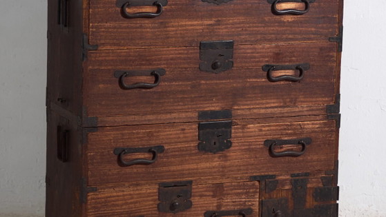 Antique Tansu chest of drawers with small door - Meiji / Taishō Period (c. ) #33 – Sideboard cabinet (photo 3 of 40)