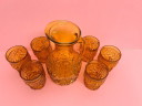 Caraffa vintage anni '70 in vetro ambrato con 6 bicchieri, brocca per succhi brutalista in vetro ambrato Bormioli