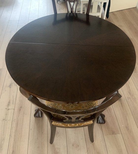 Image 1 of Table à manger classique extensible de style Chippendale (Stijlvorm Meubelen) comprenant 2 chaises