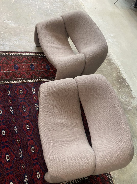 Image 1 of 2x Artifort Groovy armchair
