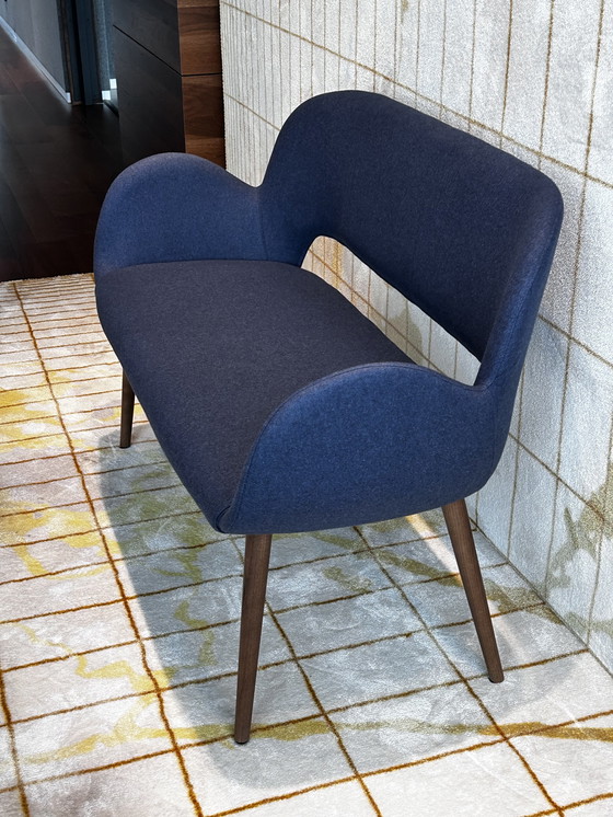 Image 1 of Twee elegante bankjes van Satelliet Bliss