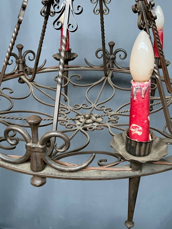 Lampadario in ferro battuto in stile gotico. – Metal (photo 5 of 8)