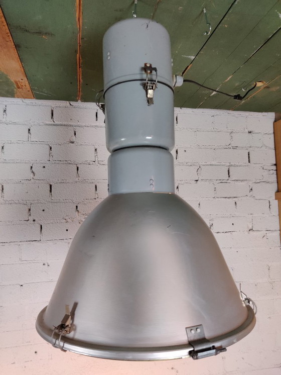 Image 1 of Lampada industriale da fabbrica 2 pezzi