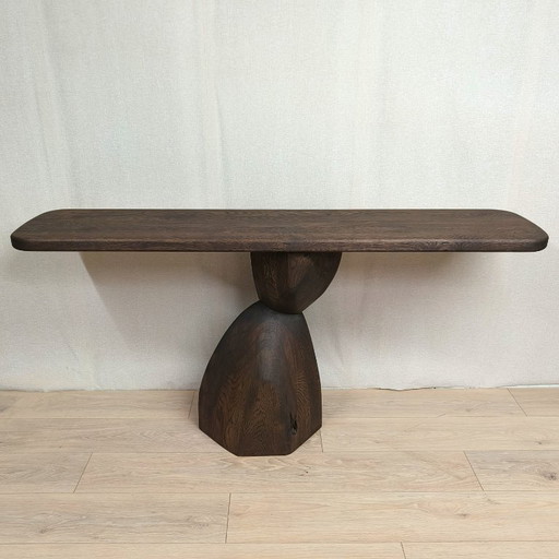 Mesa auxiliar orgánica | pata escultural | roble macizo