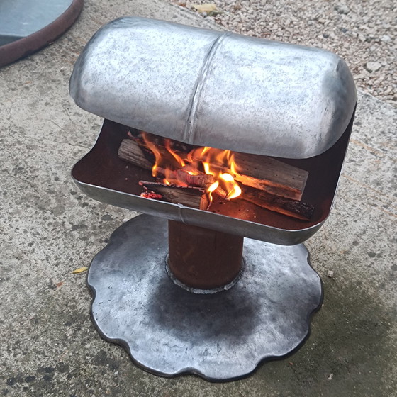 Image 1 of Chimenea de acero reciclado - Estilo industrial único