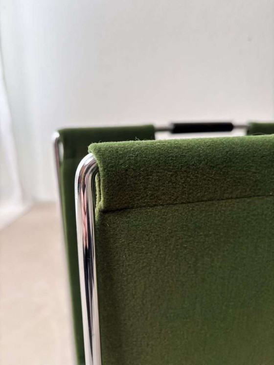 Image 1 of Panier de lecture Brabantia en feutre vert mousse, style milieu du siècle