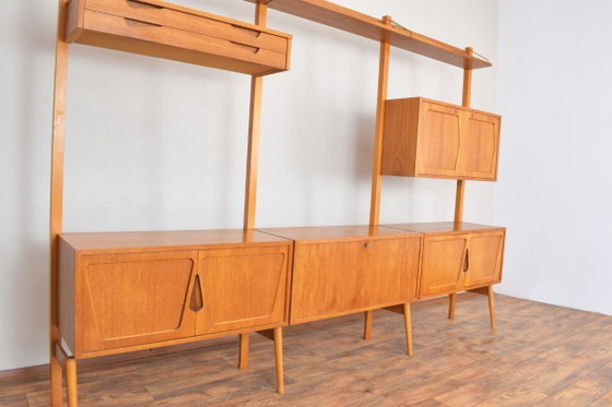 Image 1 of Ensemble de 3 meubles muraux en teck style Mid-Century, conçus par Kjell Riise pour Rival Brodrene Jatogs, années 1960.