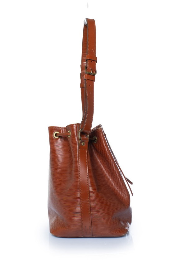 Louis Vuitton, Noe epi leather bag in brown, Bucket bags, Calfskin (photo 3 of 16)