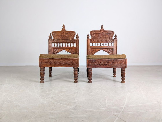 Image 1 of Ensemble de 2 fauteuils de salon indiens, fauteuils Art déco sculptés à la main