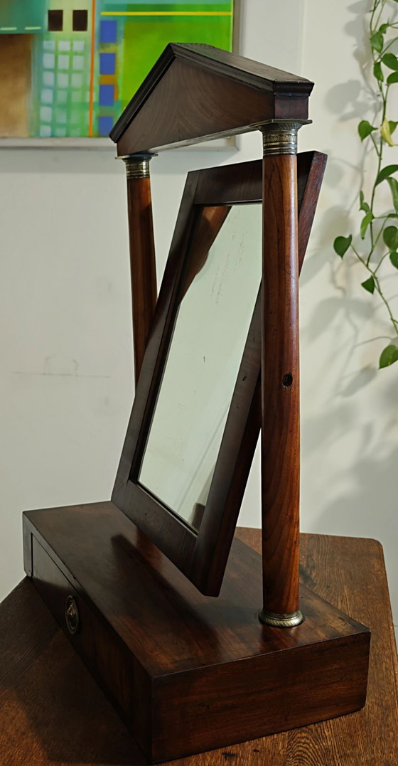 Specchio da toeletta / Specchio da tavolo antico Impero in mogano con cassetto (ca. 1820–1830) – 80 cm (photo 4 of 15)