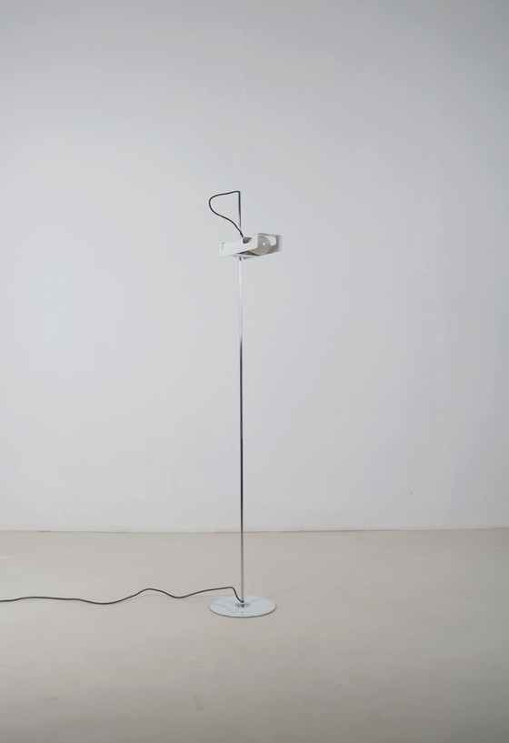 Image 1 of Spider floor lamp designed by Joe Colombo for Oluce, 1960s