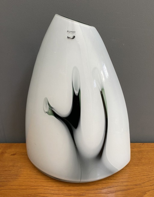 White and Green glass vase by Pomax Hom collection