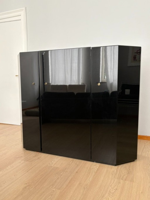 Bramante Opbergkast van Kazuhide Takahama voor Cassina
