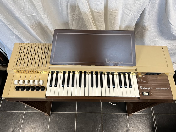 Orgue électronique à accords Bontempi – Objets déco, Plastic (photo 3 of 6)
