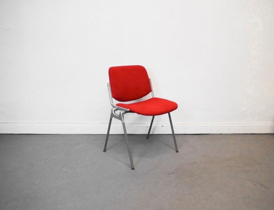1/13 Giancarlo Piretti Castelli DSC 106 Chair red Aluminium – Dining chairs, Metal, Textile, Vintage (photo 11 of 12)