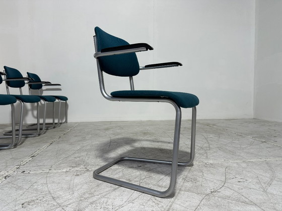 6x Artifort Lande Jami Stoelen - Buisframe Sledemodel - Bakeliet - Petrolblauw – Eetkamerstoelen, Metal (photo 3 of 9)