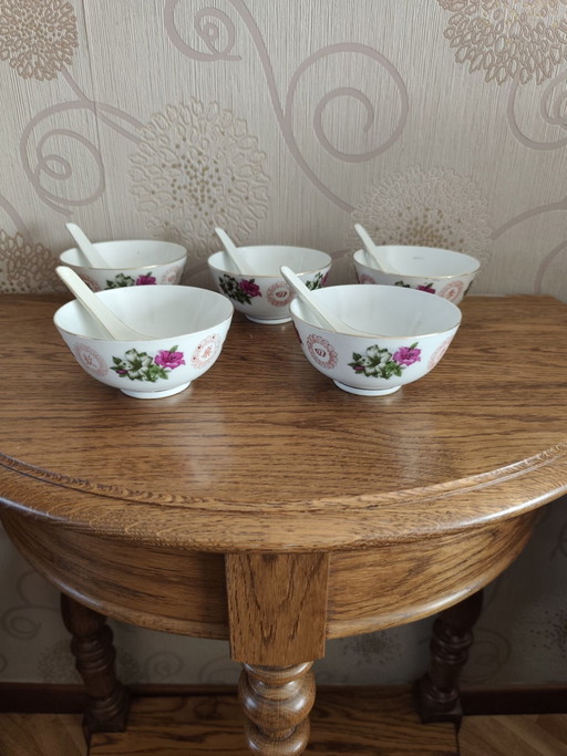 vintage porseleinen soepkom set