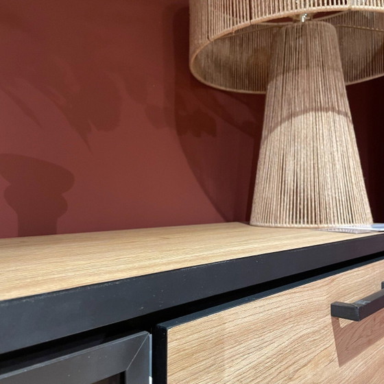 Avalon Highboard With LED Lighting 120x150 – Henders &Amp; Hazel (photo 3 of 3)