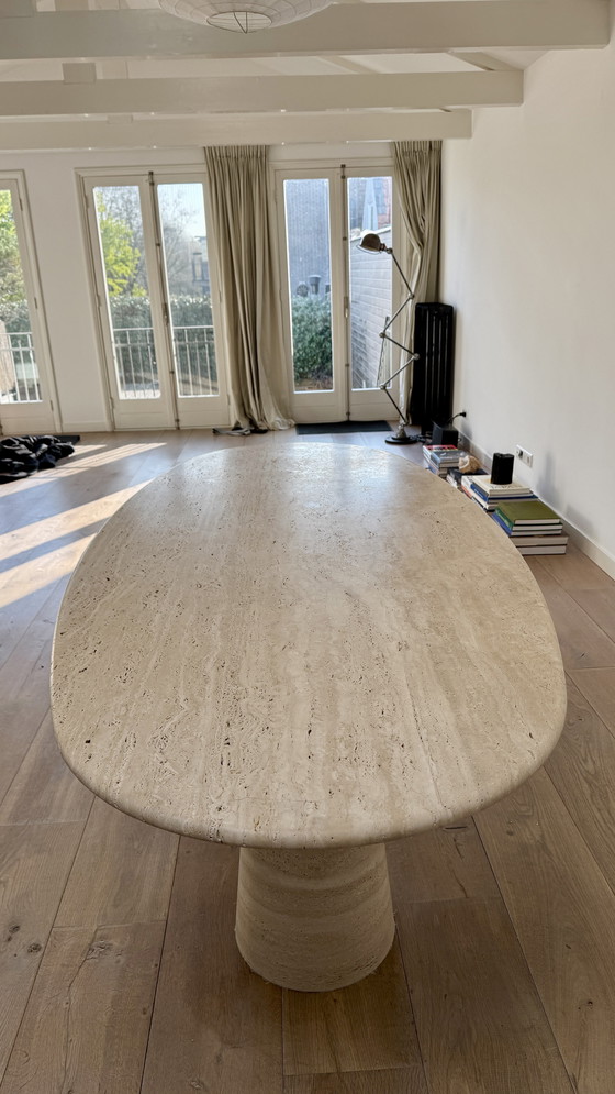 Image 1 of Table de salle à manger en travertin pour l'intérieur et l'extérieur