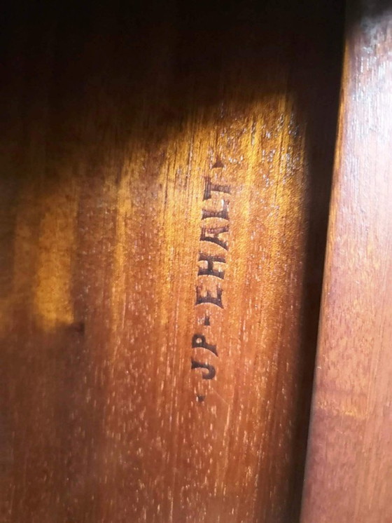 Image 1 of Frans dressoir/buffetkast in Lodewijk XVI-stijl, gesigneerd door JP Ehalt.