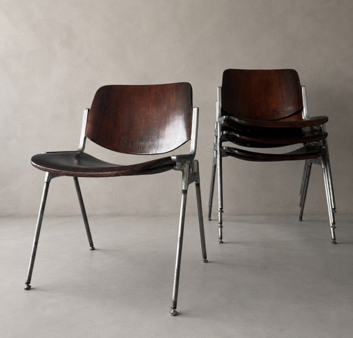 4 vintage Castelli stoelen, bruin hout, prachtig patina