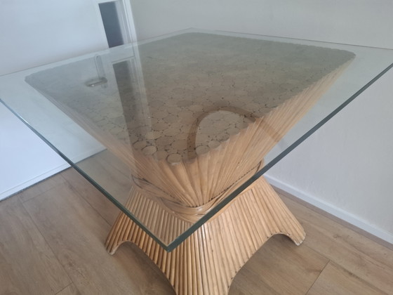 Image 1 of 'Wheat Sheaf' (korenschoof) tafel, ontworpen door John & Eleanor McGuire (of gemaakt in die specifieke stijl) uit de jaren 70.