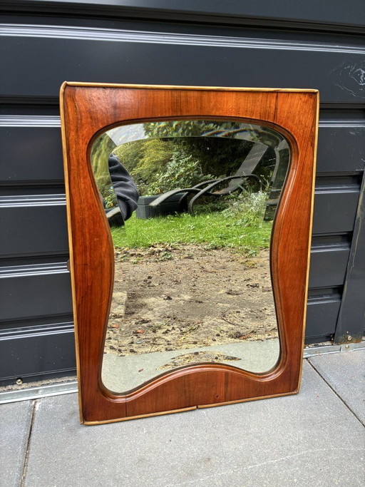 Specchio bisellato a forma organica Mid-century con cornice in legno, anni '40-'50