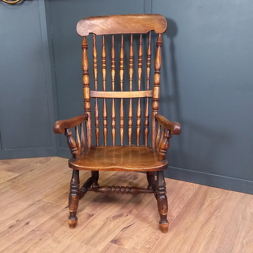 Sedia bassa antica Bobbin Windsor