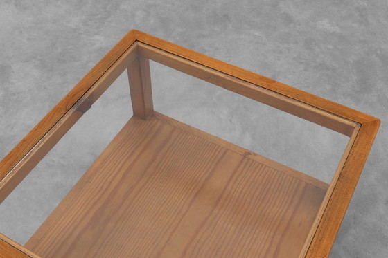 Image 1 of Paire de tables basses carrées Biosca en pin, Espagne, années 1960