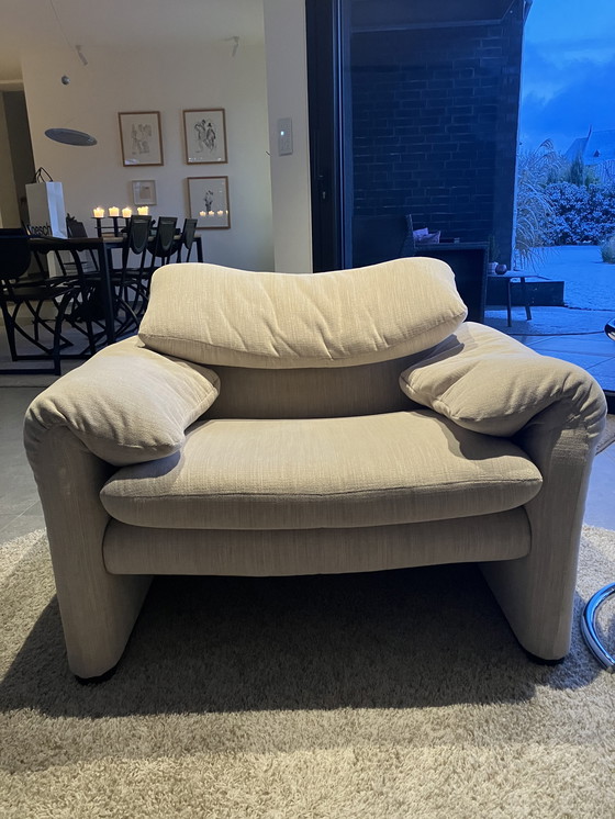 Image 1 of Cassina Maralunga Sessel