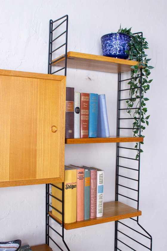 Image 1 of Mensola originale String Shelf Nisse Vintage Ash, credenza/altare