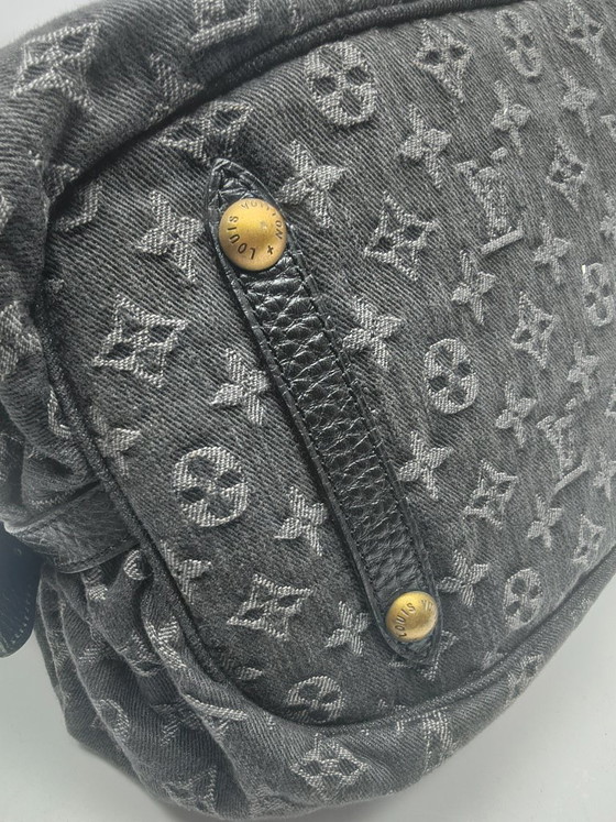 Image 1 of Sac hobo Louis Vuitton Surya Monogram en denim noir XL